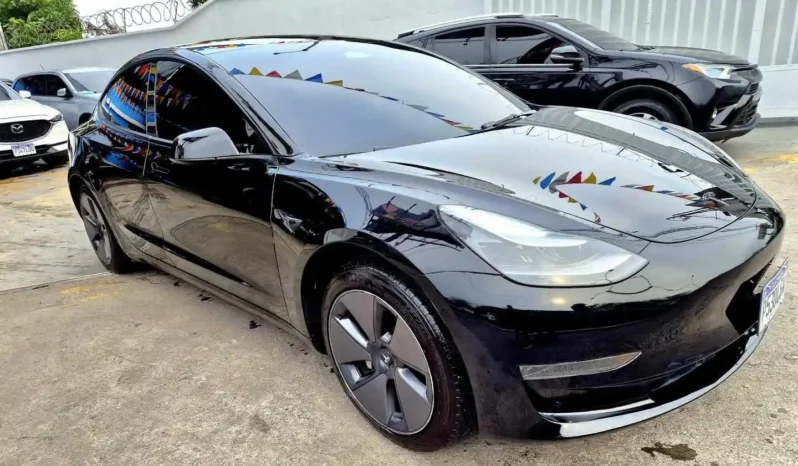 Tesla Model 3 full
