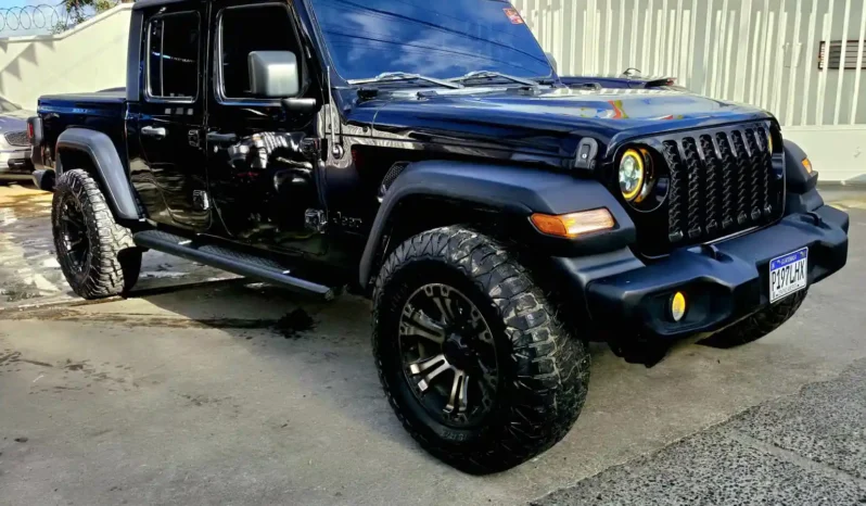 Jeep Gladiador Sport 4×4 full