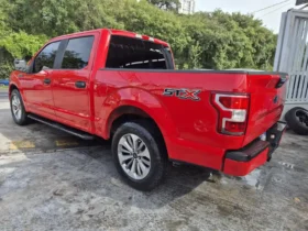Ford F-150 XL Doble Cabina
