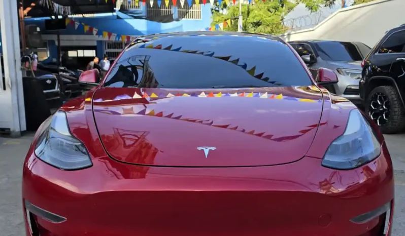Tesla Model 3 full