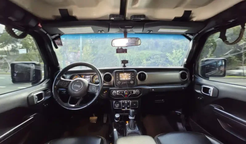 Jeep Gladiador Sport 4×4 full