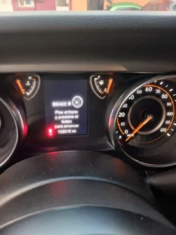 Jeep Gladiador Sport 4×4 full